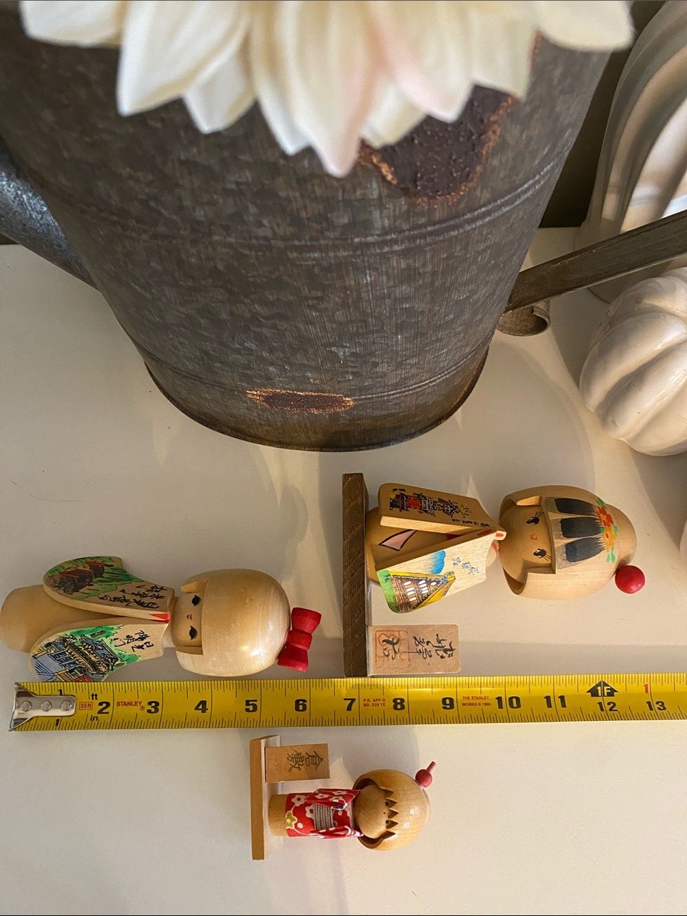 Hand-Painted Vintage Japanese Kokeshi Dolls - Natural Wood & Red Accents - Picture 6 of 7